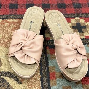 Women’s Wanderlust wedge